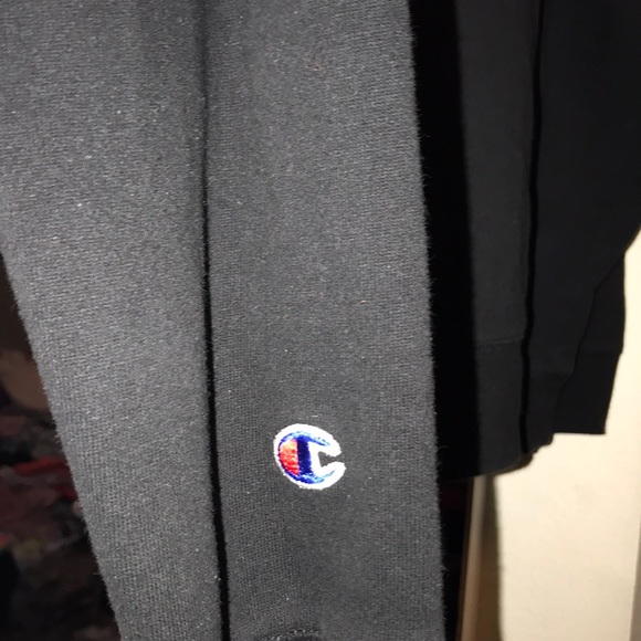 Champion sweatshirt - Picture 4 of 4